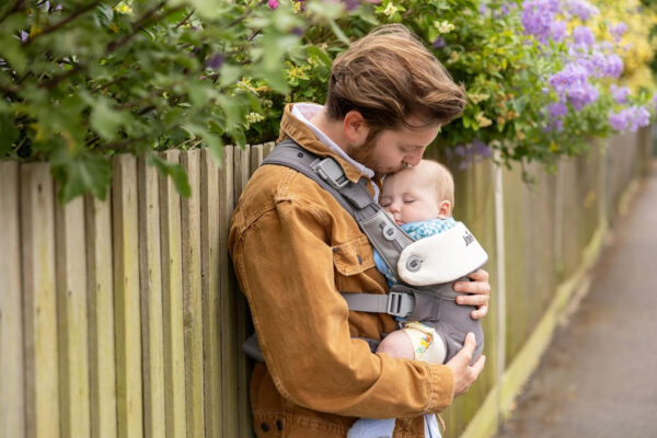 Savvy lite 3-in-1 Baby Carrier – Lightweight, Ergonomic Baby Carrier with 3 Carry Positions, Padded Straps, and Lumbar Support (Mineral)