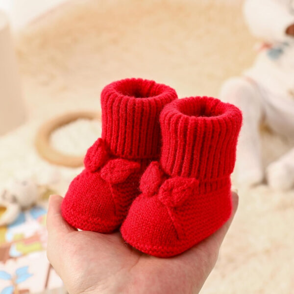 Baby Booties Newborn Babe First Walkers Knit Boots Warm Knit Crib Shoes Crochet Soft Infant Sock for Boy Girl