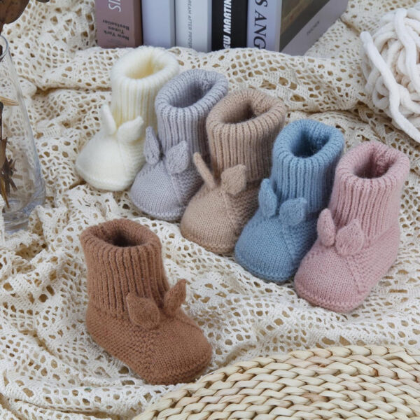 Baby Booties Newborn Babe First Walkers Knit Boots Warm Knit Crib Shoes Crochet Soft Infant Sock for Boy Girl