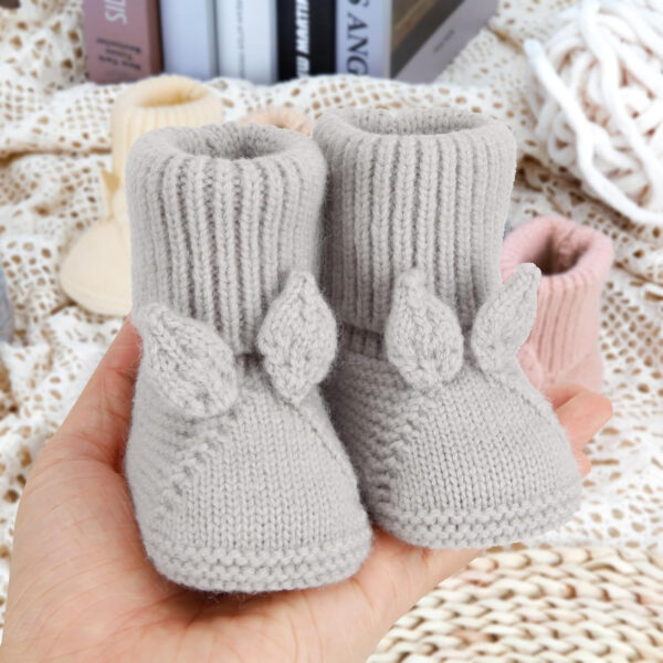 Baby Booties Newborn Babe First Walkers Knit Boots Warm Knit Crib Shoes Crochet Soft Infant Sock for Boy Girl