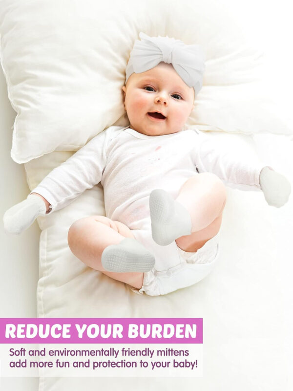 Leumoi 18 Pieces Newborn Baby No Scratch Mittens and Socks Sets Gloves Baby Turban Knot Hats Non-Slip Grip Ankle Socks for Baby Girls,Multicolor,Medium