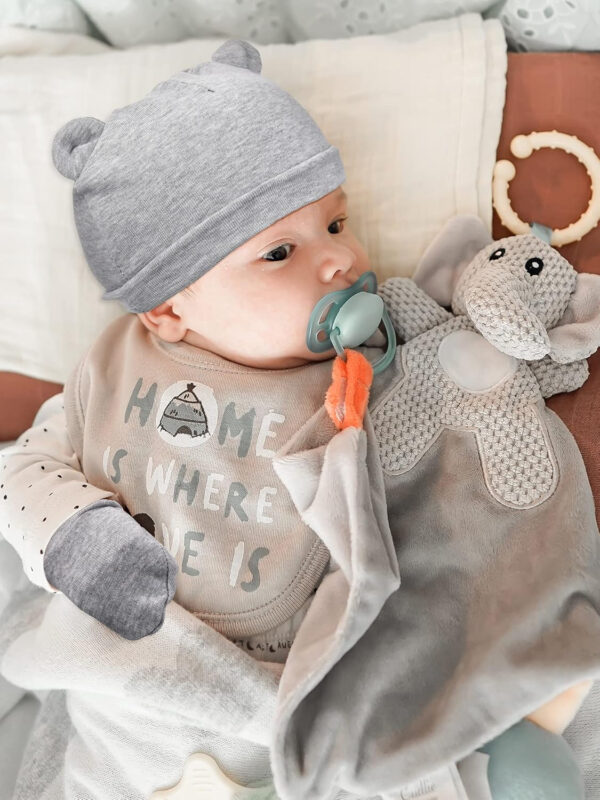 Geyoga Newborn Baby Hat Bear Ears Mittens and Socks Set for 0-6 Month