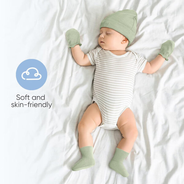 688aeb8060815585598f4b89d52c298401e7b4442dfd68fab341f.jpg BQUBO Newborn Baby Hat Mittens Socks Set Infant Cotton Beanie Gloves Thick Warm Socks for 0-6 Months Boys Girls