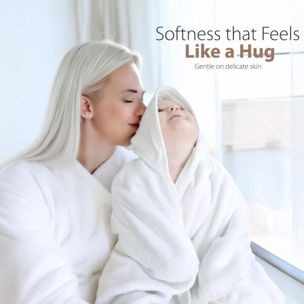 688af2a70f7d3250834f59b3728fdfaa1114de242065b4bd085ce.jpg MINIBOO Hooded Baby Towels for Newborn & Toddler - Super Soft Baby Bath Towels with Hood, Highly Absorbent Viscose Made from Bamboo Hooded Towel for Boys, Girls, Newborn Essentials.