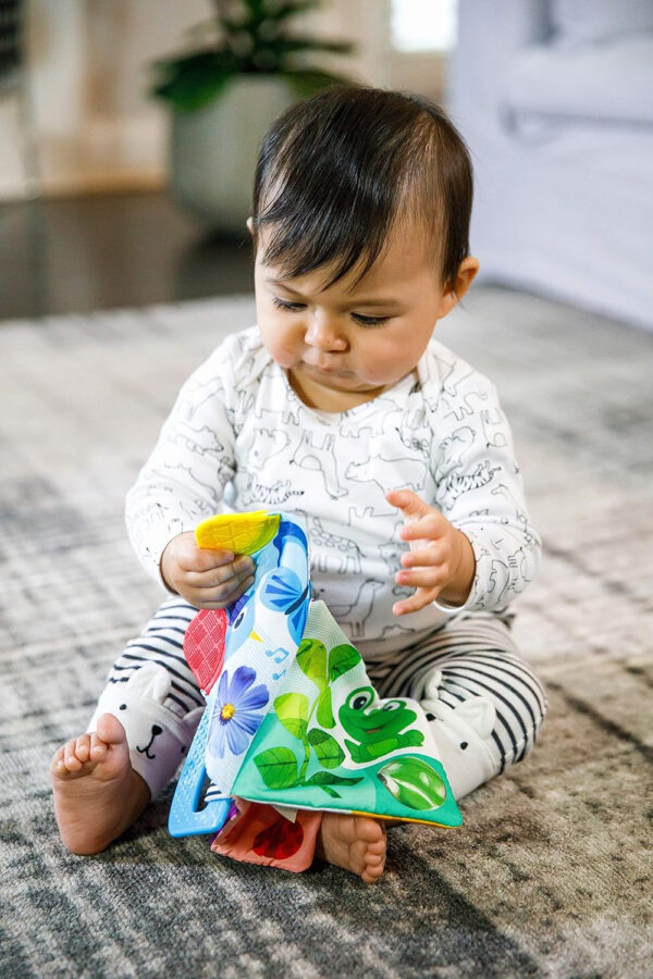 688b0644261503a74ce71407c24c9afeb7bc9a34852bf9d34f384.jpg Baby Einstein Teether-pillar Rattle and Chill Teething Toy, Ages 3 months +