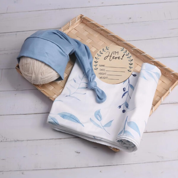 Ylsteed Baby Swaddle Blanket and Headband Set, Newborn Receiving Blanket Swaddle Wrap for Girls and Boys, Swaddling Blankets Neutral for Newborn， Soft and Skin-Friendly 32 * 32 inches (Blue Leaves)