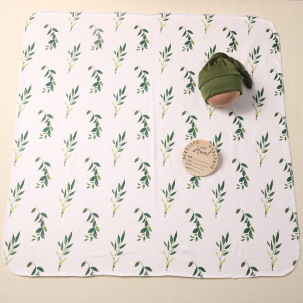 Ylsteed Baby Swaddle Blanket and Headband Set, Newborn Receiving Blanket Swaddle Wrap for Girls and Boys, Swaddling Blankets Neutral for Newborn， Soft and Skin-Friendly 32 * 32 inches (Blue Leaves)