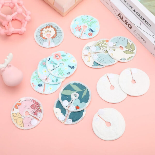 32 Pieces G Tube Button Covers G Tube Pad Holder Cotton Pads for Feeding Support Reusable Feeding Cotton Supplies Soft Covers for Breastfeeding Nursing Care, 4 Designs (Floral)