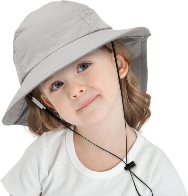 688c3a39a008ac26e933992235d7475a91df95d268a9a994b2544.jpg Baby Sun Hat Toddler Kids Boys Girls Wide Brim Beach Hats with Sunglasses UPF 50+ Plain Caps with Neck Flap