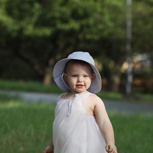 Baby & Toddler Wide Brim Sun Hats UPF 50+ Sun Protection Bucket Cap Cute Adjustable Hat in Seersucker