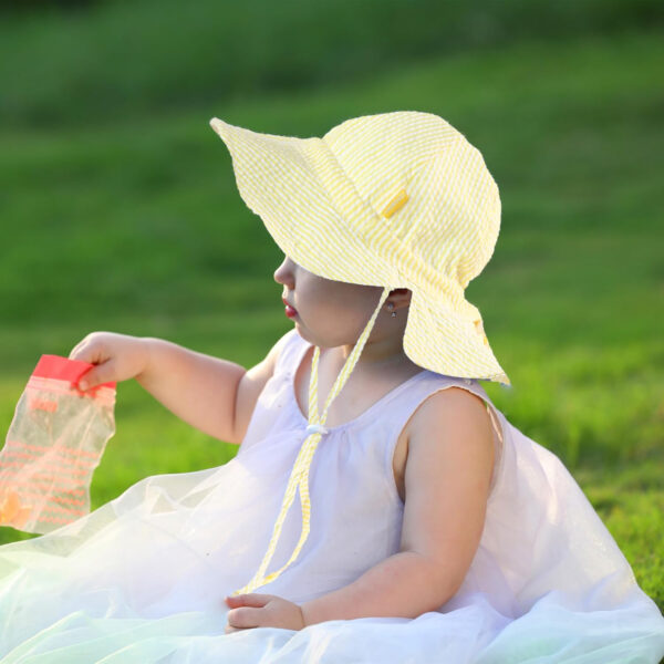 Baby & Toddler Wide Brim Sun Hats UPF 50+ Sun Protection Bucket Cap Cute Adjustable Hat in Seersucker