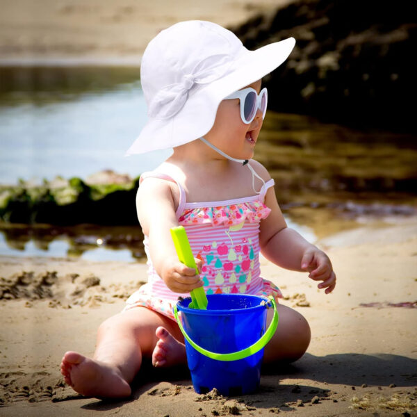 688c3af39a135a771fd764858f8541be5447396cb40006b0cbebc.jpg 4 Pcs Baby Girl Sun Hat and Polarized Protected Sunglasses Outdoor Adjustable Beach Hat with Wide Brim for Girls Toddler Boys (Pink, White)