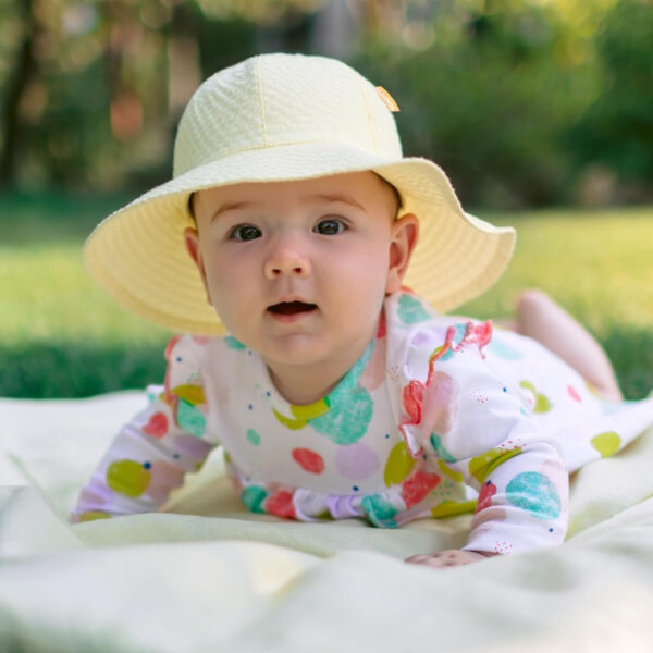 HONGTEYA Baby Sun Hat Toddler Girl Beach Hat Adjustable Outdoor Summer Hat UPF 50+ Sun Protection Wide Brim Infant Kids