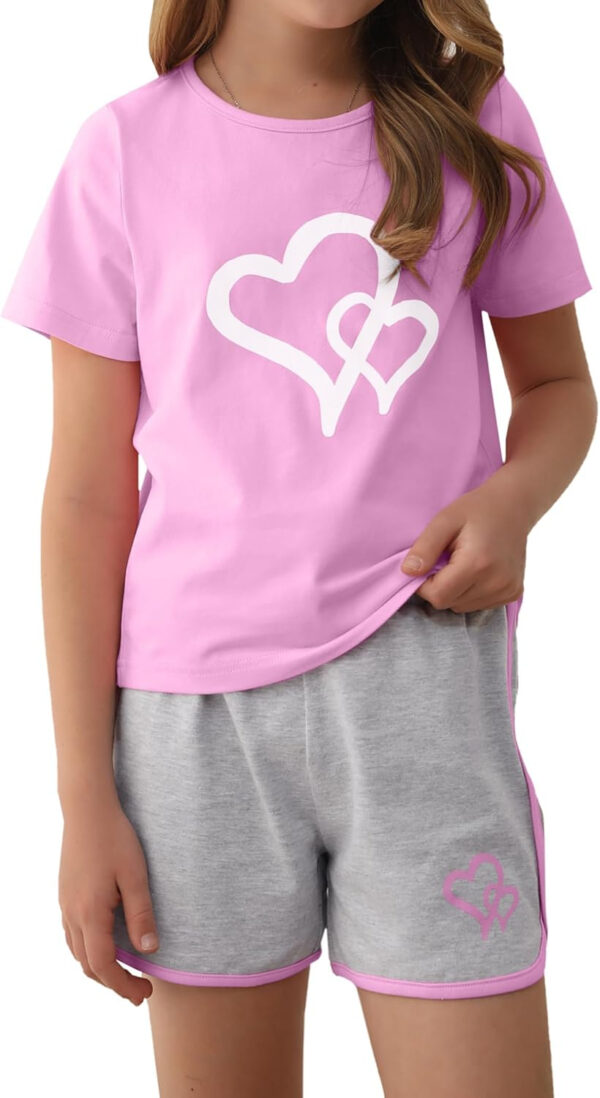 688c48f6052f10553294ef155add25279f5141d1054be47ea7201.jpg Girl's 2 Piece Outfits Cute Summer T-Shirt and Graphic Shorts Clothing Sets