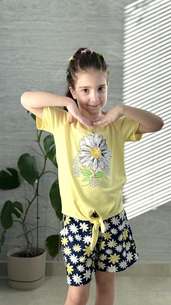 Arshiner Girls Short Sets 2 Pieces Outfits Short Sleeve Tie Knot T-Shirts and Casual Shorts With Pockets Cute Clothes Sets