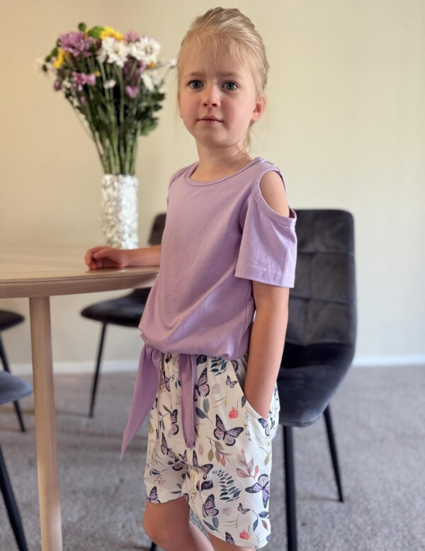 Arshiner Girls Short Sets 2 Pieces Outfits Short Sleeve Tie Knot T-Shirts and Casual Shorts With Pockets Cute Clothes Sets