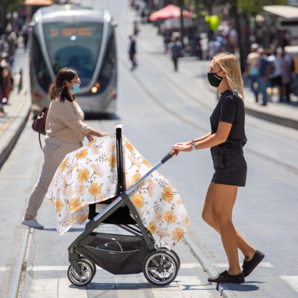 Muslin Carseat Cover for Babies, Metplus Breathable Infant Carseat Cover Lightweight Baby Carrier Cover for Girls Boys, Fit Spring Summer/Hot Days/Warm Weather, Pink Floral